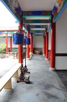 Wang Fu Jade Mansion Hotel Луоян Екстериор снимка